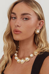 Chelsea Pearl Circle Necklace Gold/Pearl